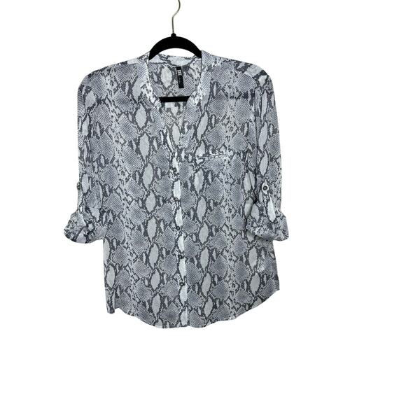 Kut from the Kloth Sinclaire Snake Print Button Up Blouse Women's Size Small - Picture 11 of 11